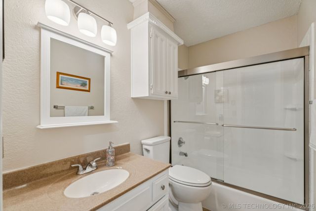 549 N Elm Street H, Jenks, OK 74037