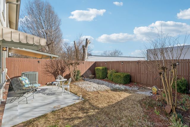 549 N Elm Street H, Jenks, OK 74037