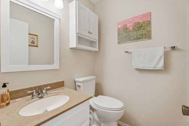 549 N Elm Street H, Jenks, OK 74037