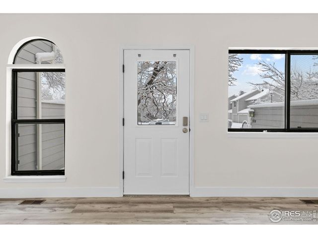 323 S Taft Ct, Louisville, CO 80027