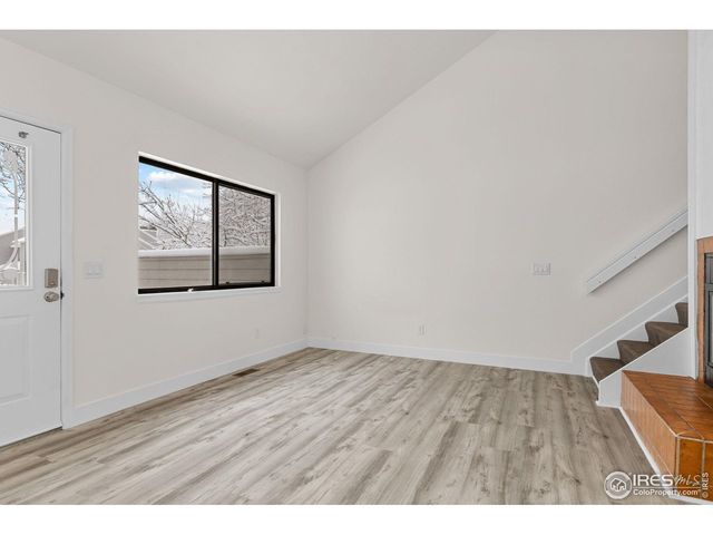 323 S Taft Ct, Louisville, CO 80027