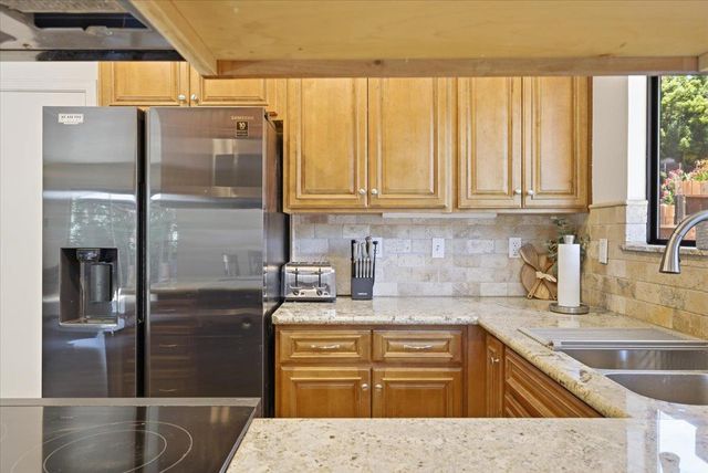 3210 Bentley Dr, Rescue, CA 95672