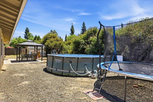 3210 Bentley Dr, Rescue, CA 95672