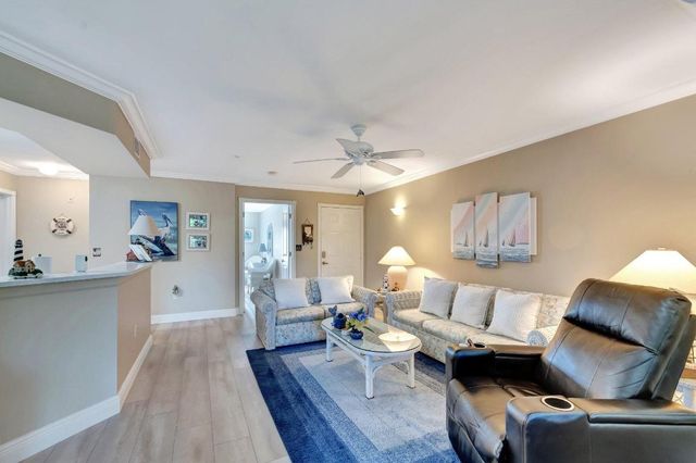 500 Scotia Drive 305, Hypoluxo, FL 33462