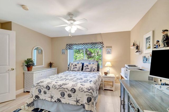 500 Scotia Drive 305, Hypoluxo, FL 33462