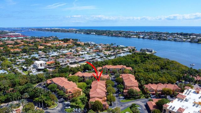 500 Scotia Drive 305, Hypoluxo, FL 33462