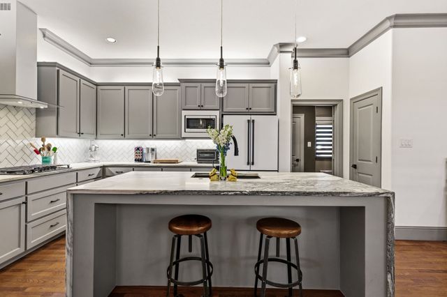 2253 Cardinal Boulevard, Carrollton, TX 75010