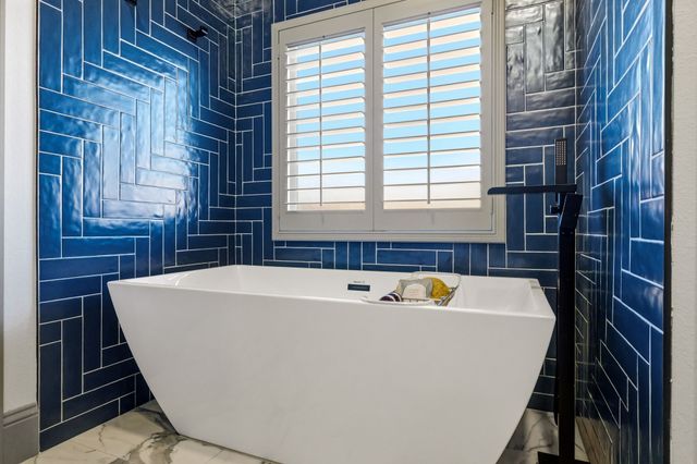 2253 Cardinal Boulevard, Carrollton, TX 75010