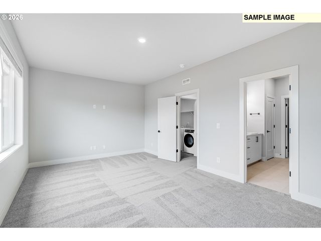 12180 Sw TRASK St, Beaverton, OR 97007