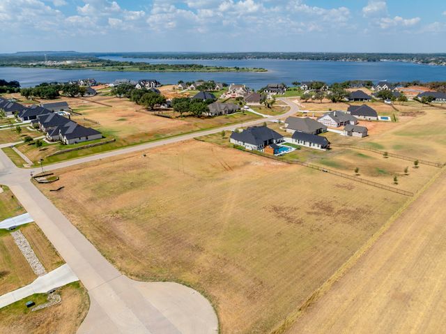1200 Explorer Lane, Granbury, TX 76049