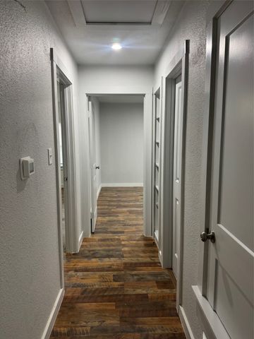 309 Hillcrest Street, Mansfield, TX 76063