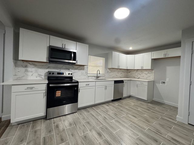 309 Hillcrest Street, Mansfield, TX 76063