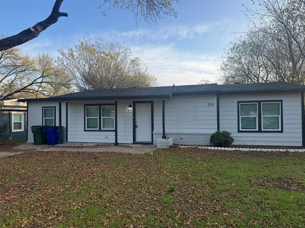 309 Hillcrest Street, Mansfield, TX 76063
