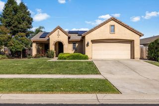 2129 Golden Gate Dr, Plumas Lake, CA 95961