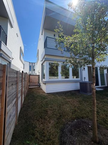 2000 Riverside Farms RD 12101, Austin, TX 78741