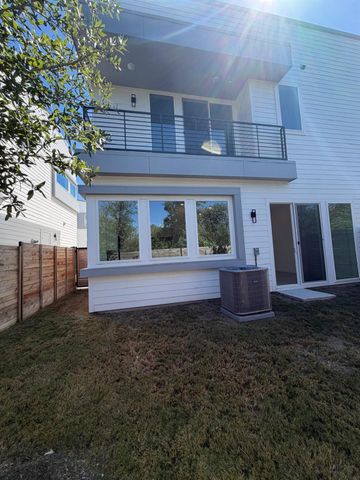 2000 Riverside Farms RD 12101, Austin, TX 78741