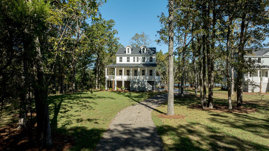 6522 Beagle Club Road, Meggett, SC 29449