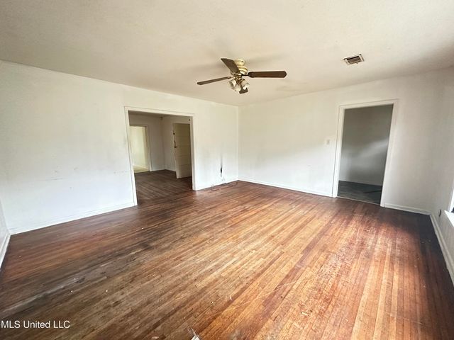 429 NE 1st Avenue, Magee, MS 39111