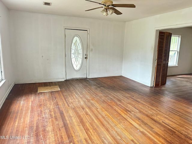 429 NE 1st Avenue, Magee, MS 39111