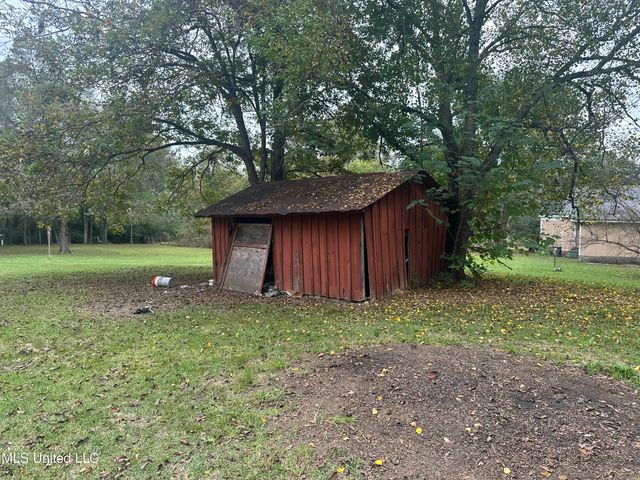 429 NE 1st Avenue, Magee, MS 39111