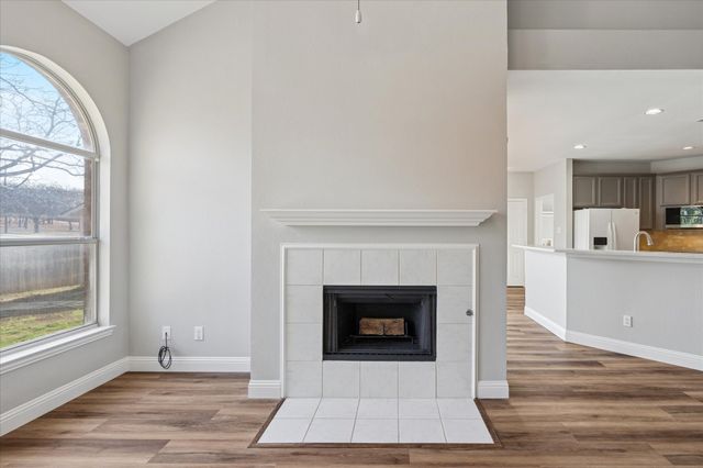 2300 Caldwell Drive, Bedford, TX 76021