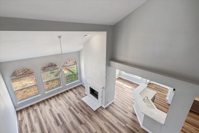 2300 Caldwell Drive, Bedford, TX 76021