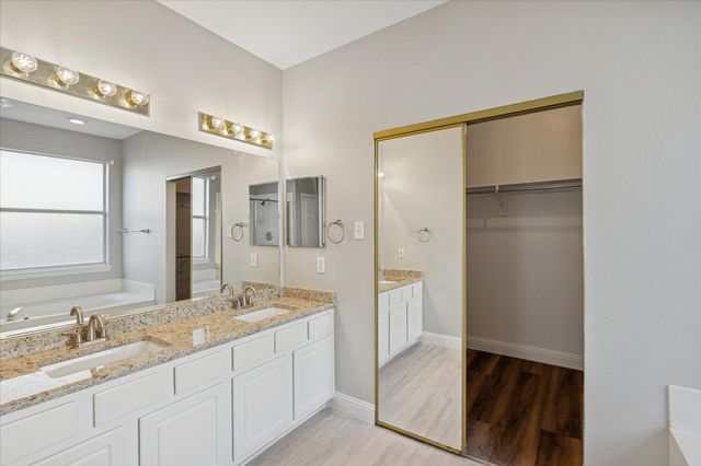 2300 Caldwell Drive, Bedford, TX 76021