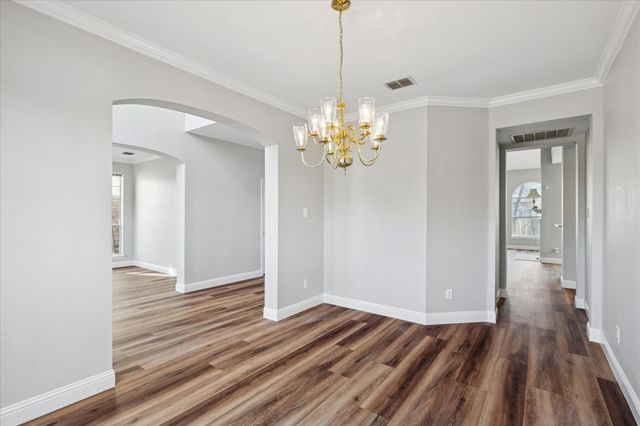 2300 Caldwell Drive, Bedford, TX 76021