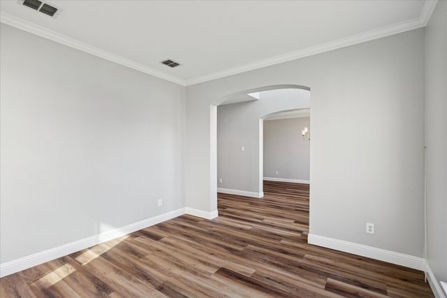 2300 Caldwell Drive, Bedford, TX 76021