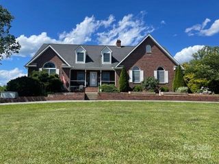 250 Huey Road, Marshall, NC 28753