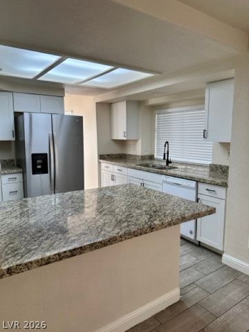 2152 Falcon Pointe Lane, Henderson, NV 89074