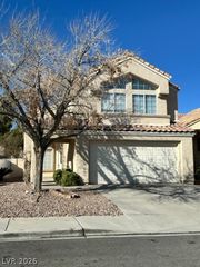 2152 Falcon Pointe Lane, Henderson, NV 89074