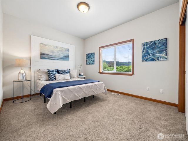 15426 148th Avenue Ct E, Orting, WA 98360