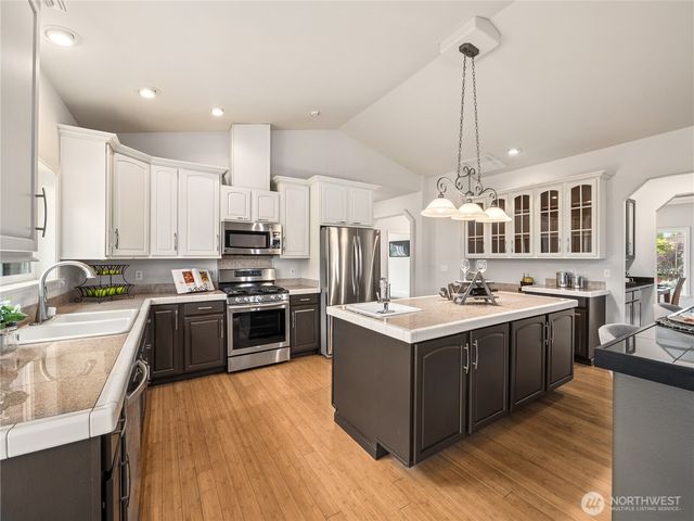 15426 148th Avenue Ct E, Orting, WA 98360
