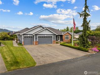 15426 148th Avenue Ct E, Orting, WA 98360