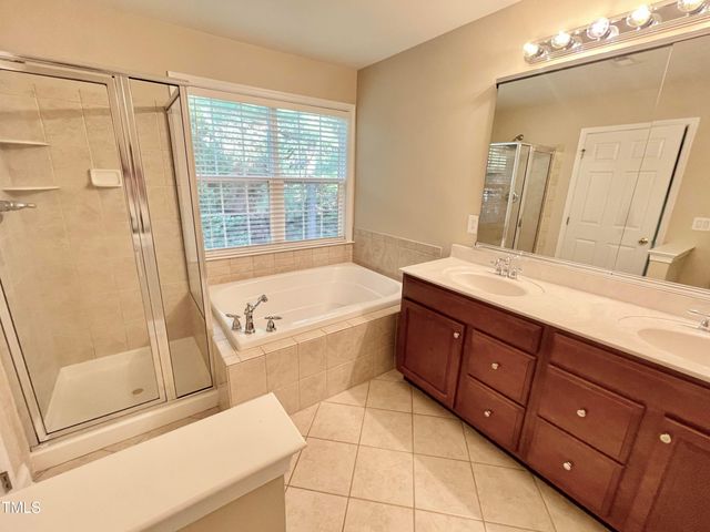 9519 Dellbrook Court, Raleigh, NC 27617