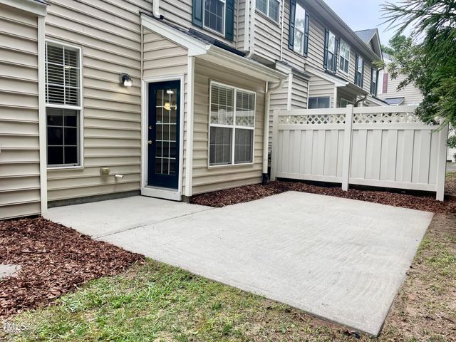 9519 Dellbrook Court, Raleigh, NC 27617