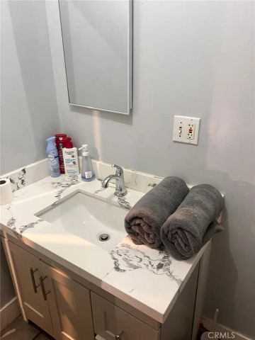 1205 W 57th, Los Angeles, CA 90037