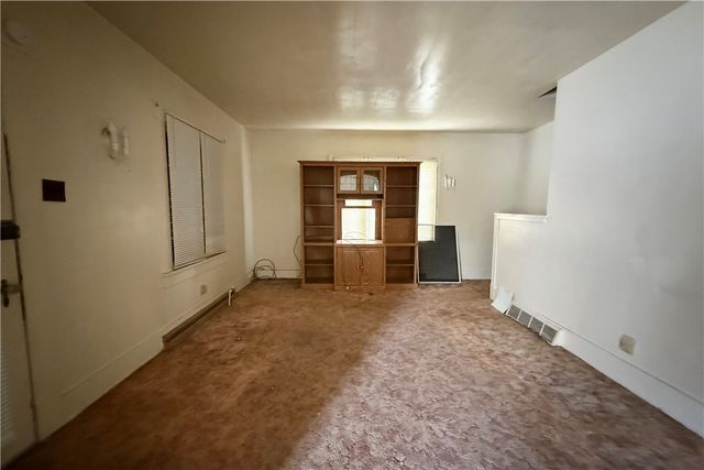 545 & 625 Davis St, Sharon, PA 16146