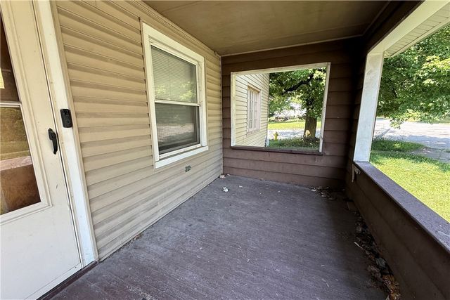 545 & 625 Davis St, Sharon, PA 16146