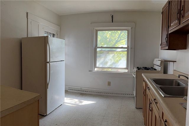 545 & 625 Davis St, Sharon, PA 16146