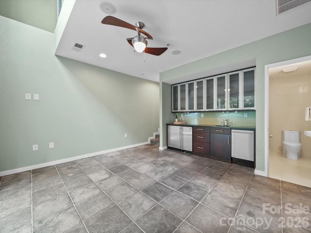 368 Viburnum Way Court, Charlotte, NC 28208
