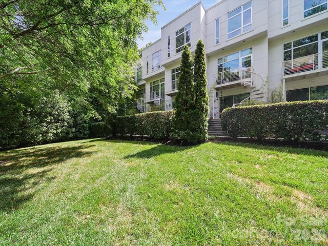 368 Viburnum Way Court, Charlotte, NC 28208