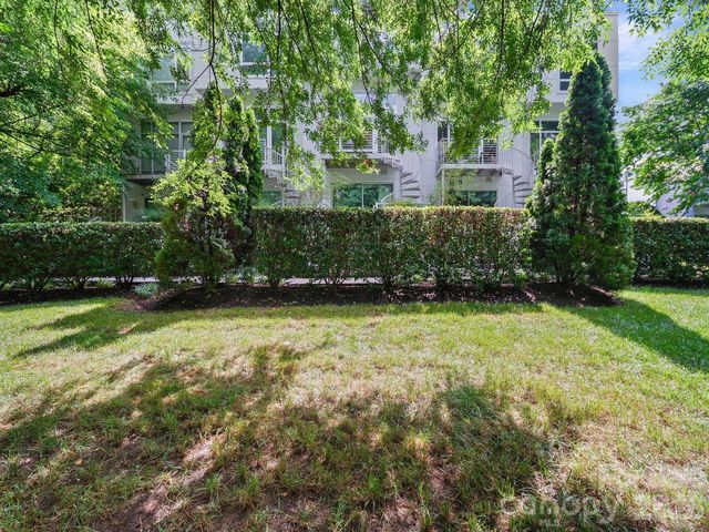 368 Viburnum Way Court, Charlotte, NC 28208