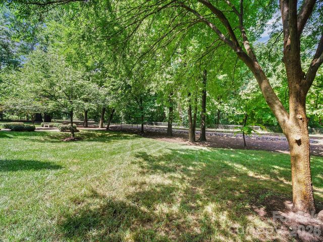 368 Viburnum Way Court, Charlotte, NC 28208