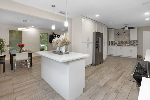 844 Johnson St, Hollywood, FL 33019