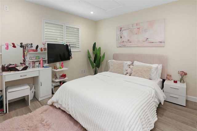 844 Johnson St, Hollywood, FL 33019