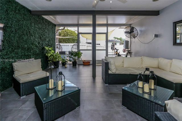 844 Johnson St, Hollywood, FL 33019