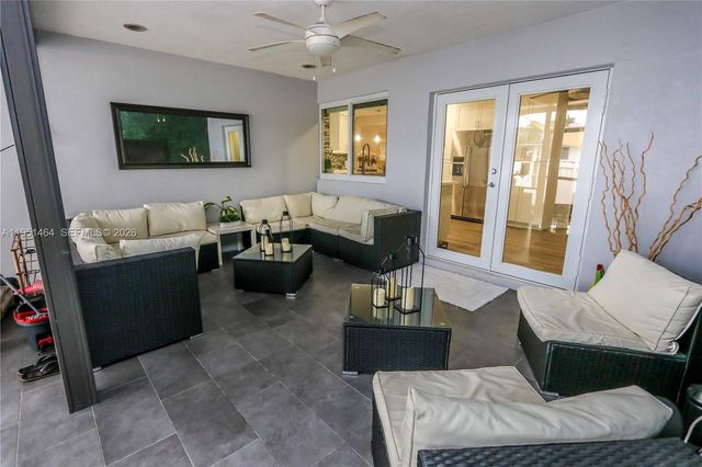 844 Johnson St, Hollywood, FL 33019