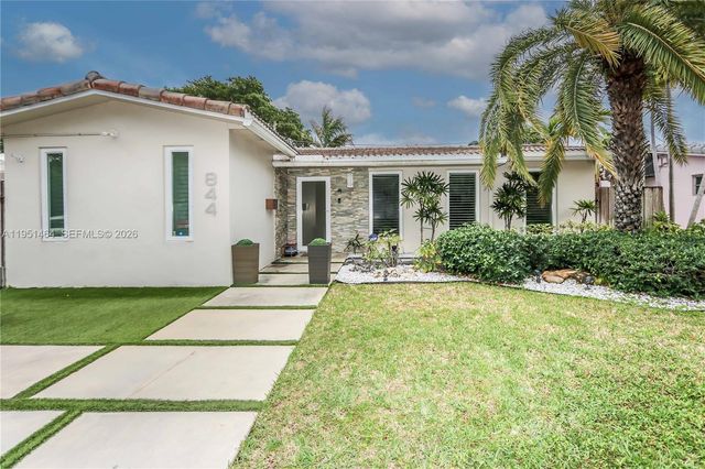 844 Johnson St, Hollywood, FL 33019